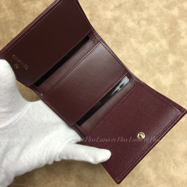 可愛い シャネル 三つ折り財布 偽物 マトラッセ 7色 AP0230